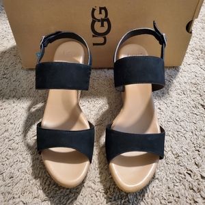 WOMEN'S UGG Elena Wedge Sandals